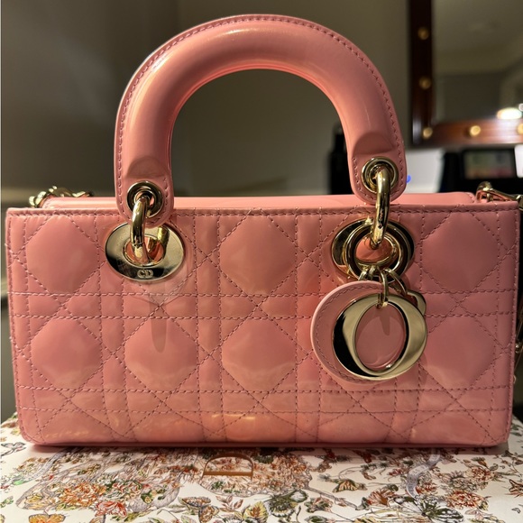 LADY D-JOY - BRAND NEW - Size SMALL PATENT LEATHER - Picture 4 of 9